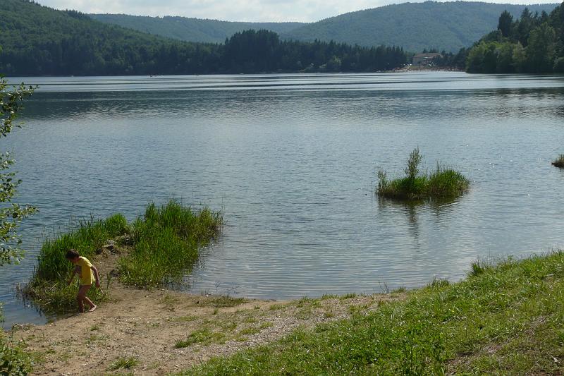 2008-07-27_16h28m23.jpg - Le lac d'Issarlès