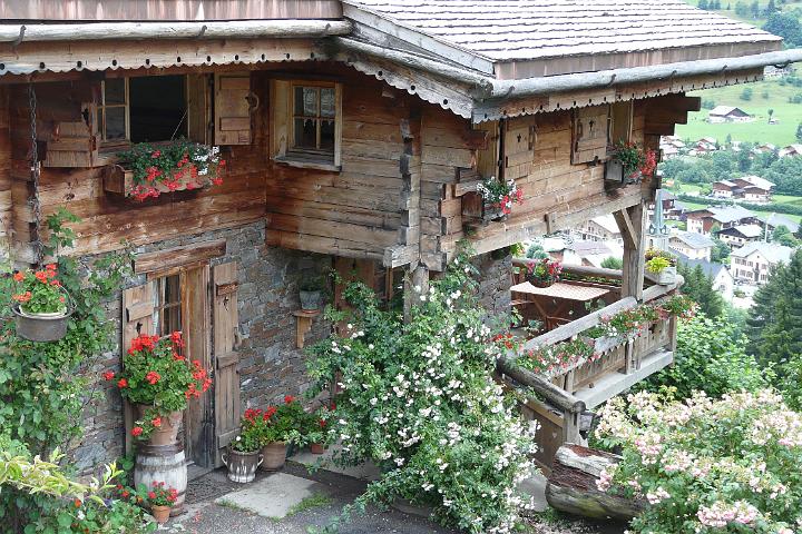 2008-07-13_15h58m01.jpg - Chalet fleuri