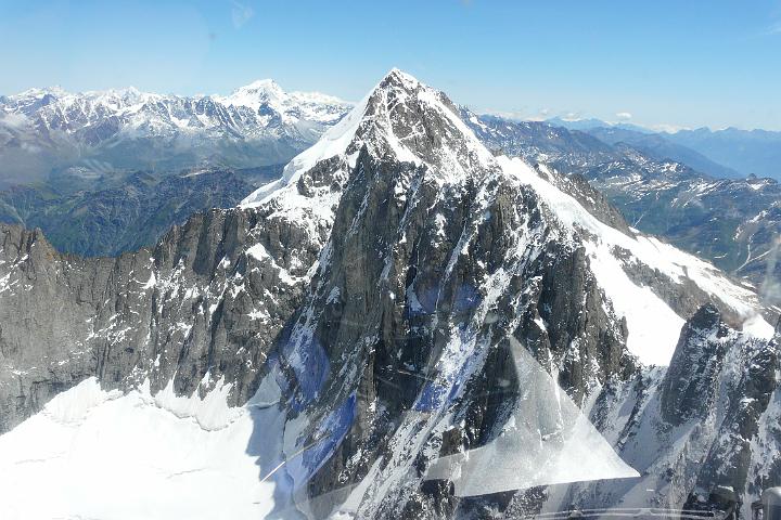 2008-07-16_13h19m54.jpg - une montagne